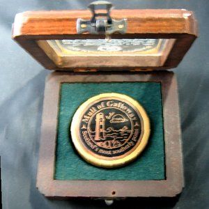 Gorgeous reproduction of a DOLLOND of LONDON 1920 Magnetic Compass in Wood Case